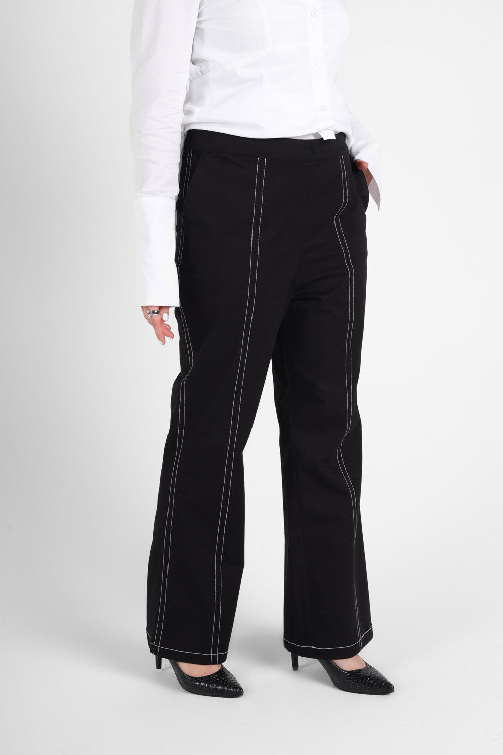 Vero Black Pants